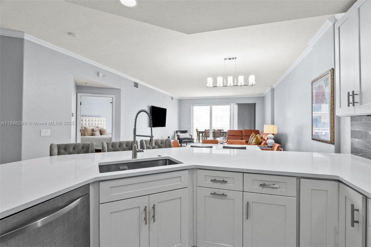 Interior, Kitchen, Pendant Lights, Recessed Lighting