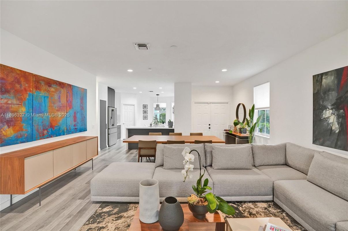 Dining room, Interior, Kitchen, Living room, Pendant Lights, Recessed Lighting, Wood Texture Flooring
