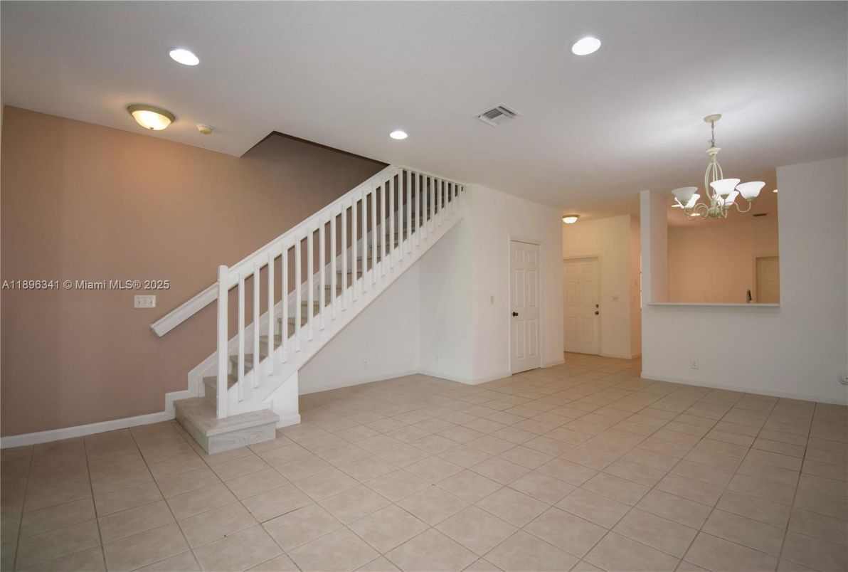 Chandelier, Empty room, Interior, Recessed Lighting