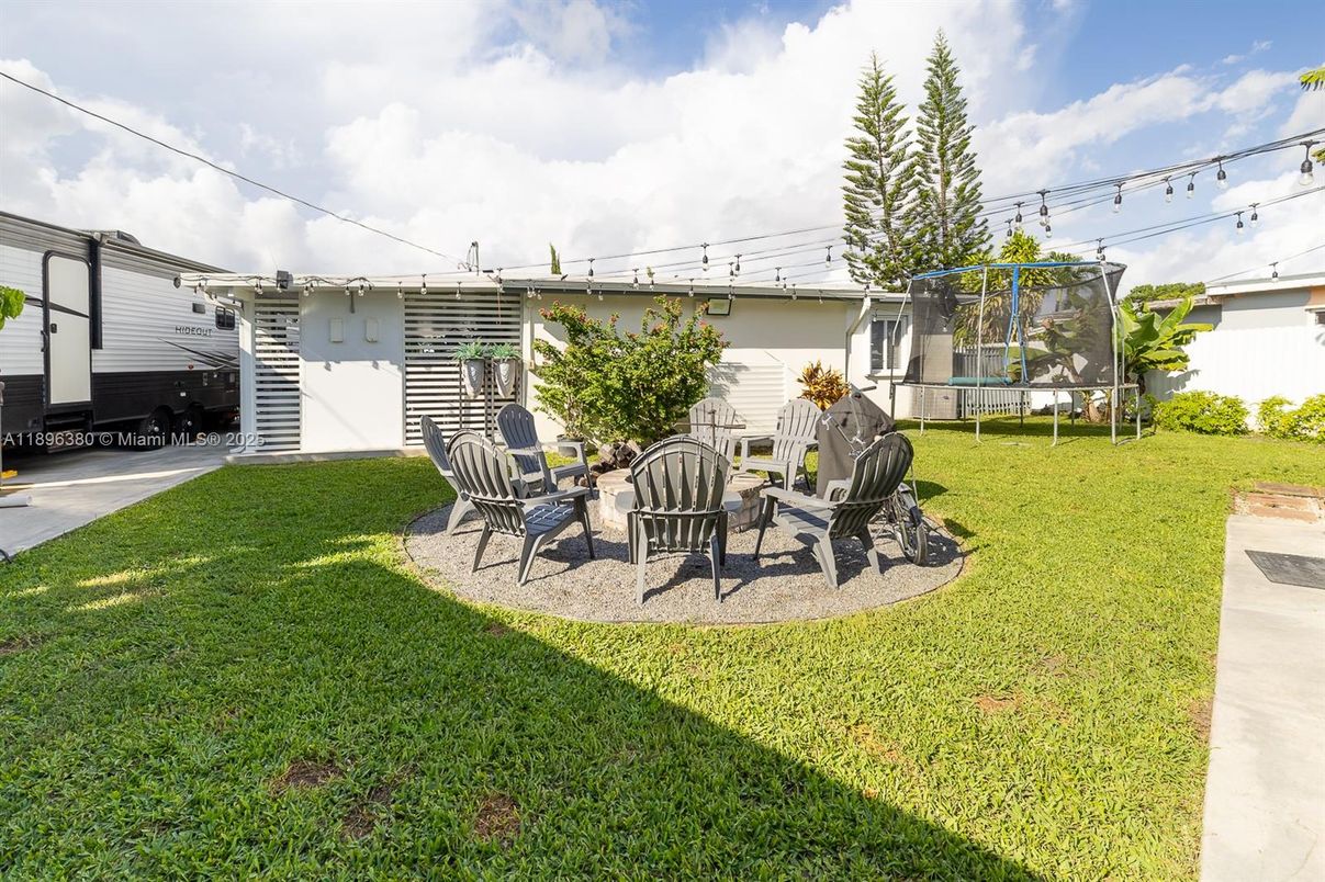 Backyard, Exterior, Playground