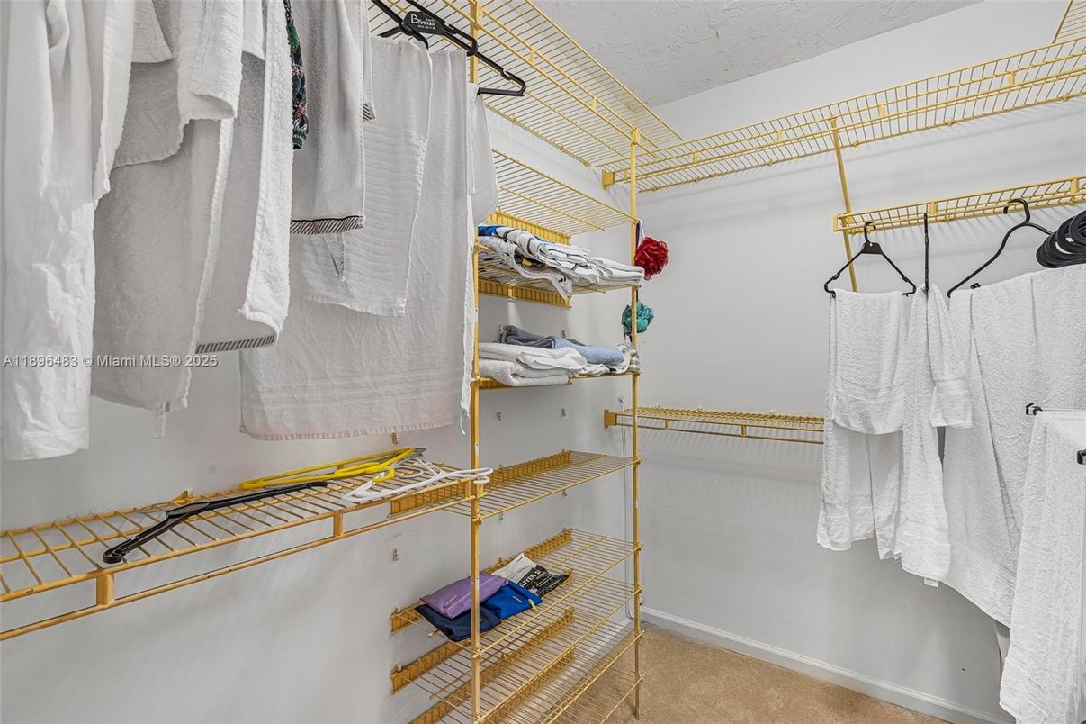 Interior, Walk-in Closets