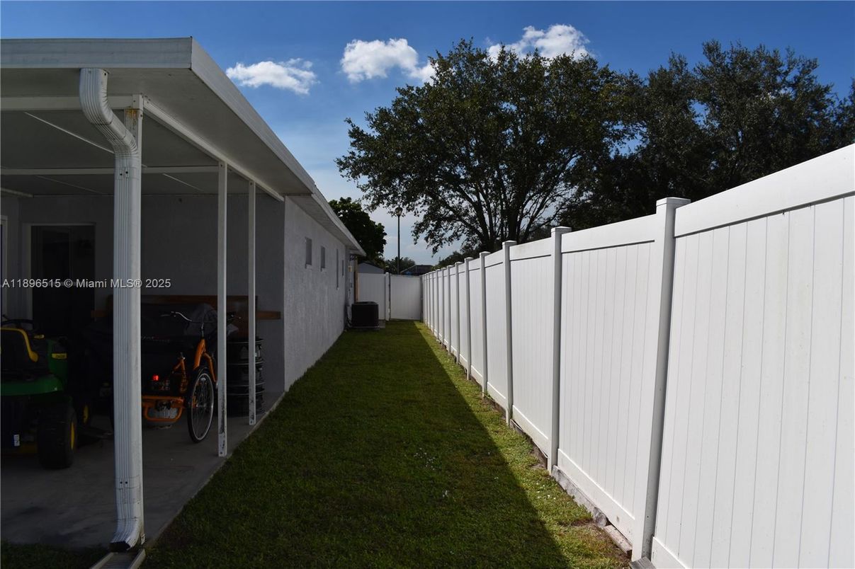 Backyard, Exterior