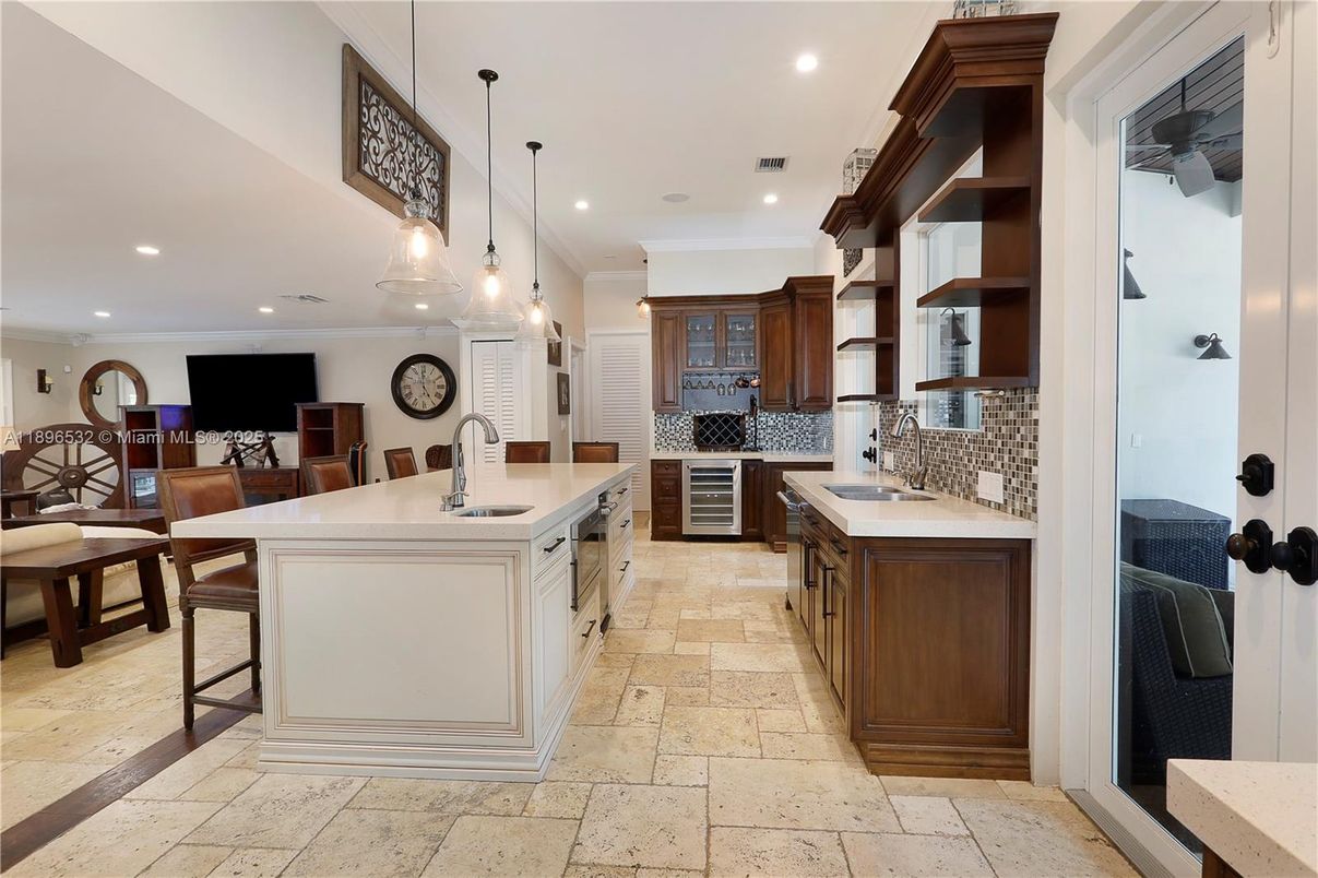 Dining room, Interior, Kitchen, Pendant Lights, Recessed Lighting