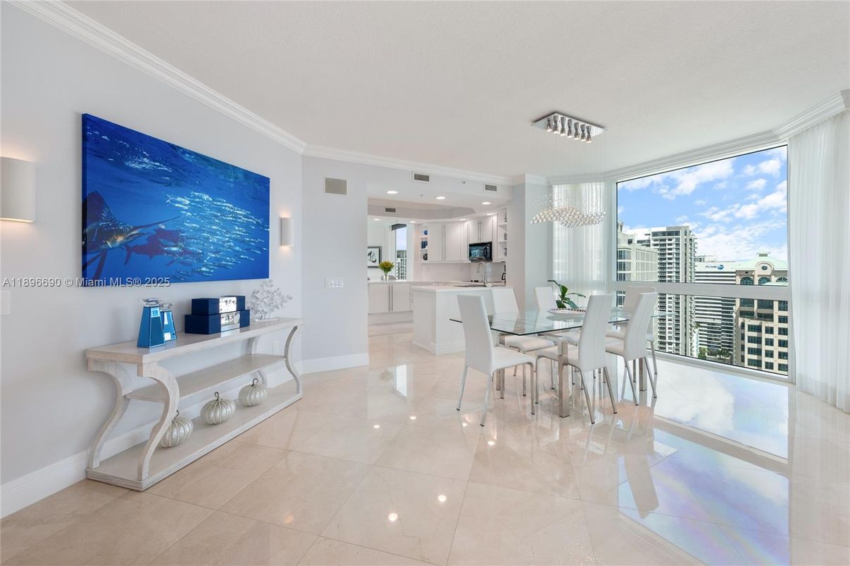 Chandelier, Dining room, Interior, Kitchen, Pendant Lights, Recessed Lighting, Water