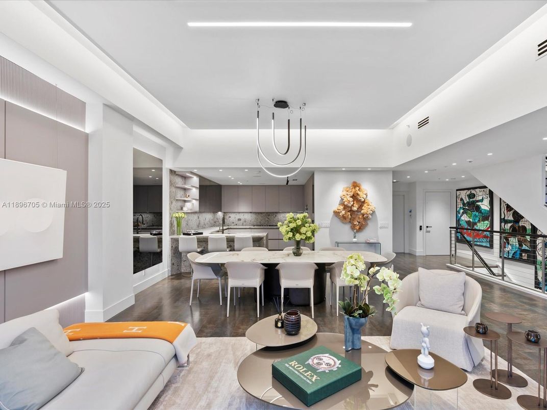 Dining room, Interior, Kitchen, Living room, Pendant Lights, Recessed Lighting, Stainless Steel Appliances, Wood Texture Flooring