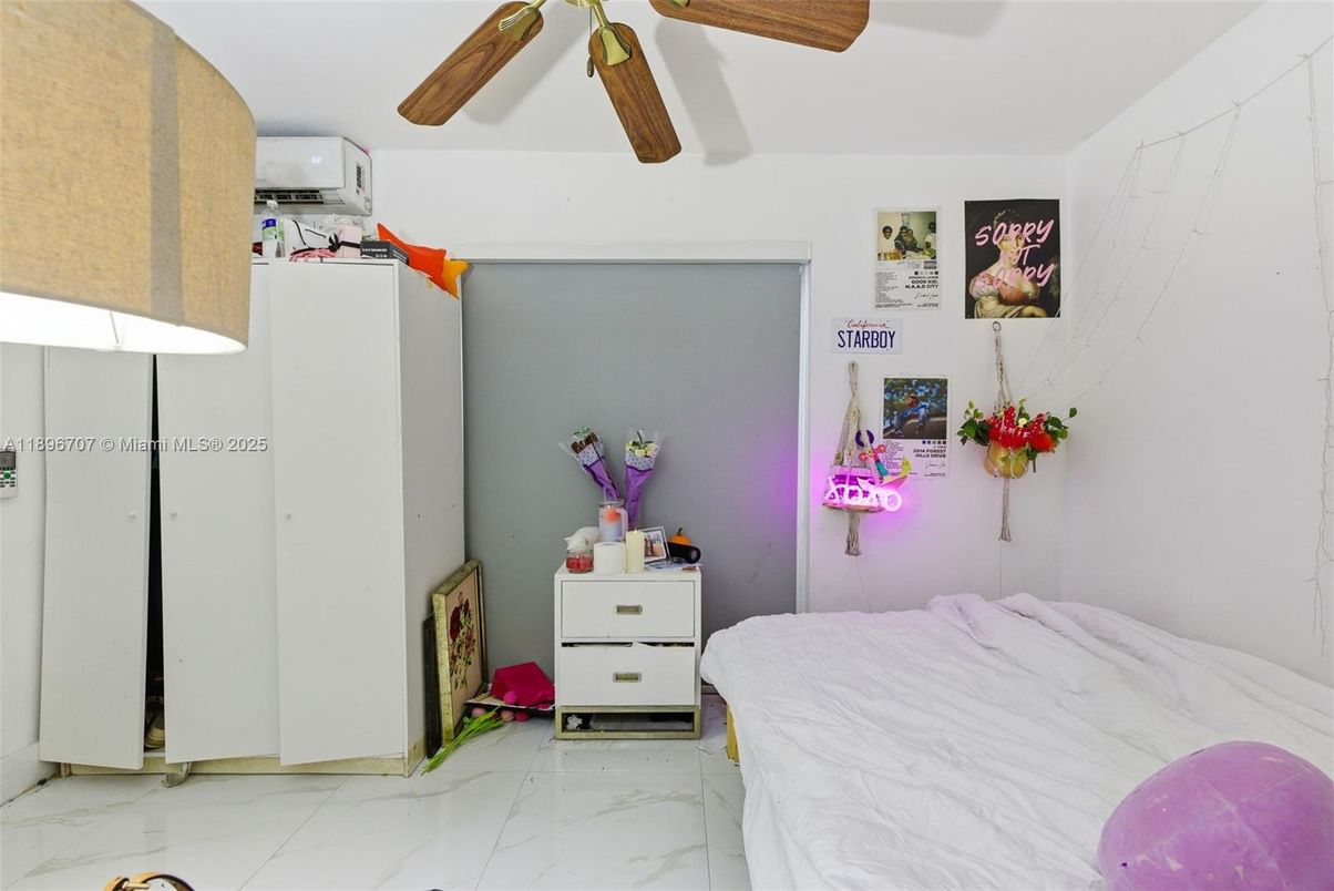 Bedroom, Interior, Marble