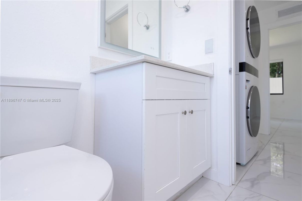Bathroom, Interior, Marble, Utility Closets, Washer