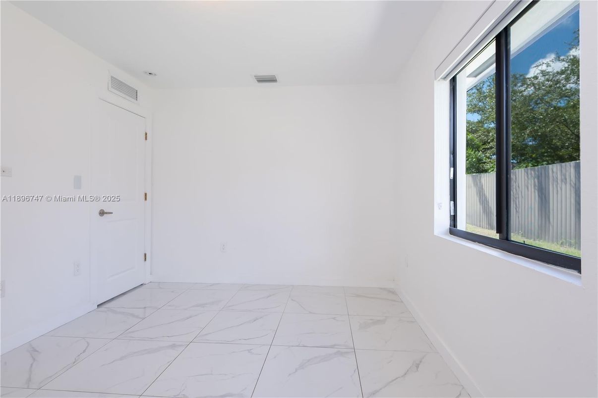 Empty room, Interior, Marble