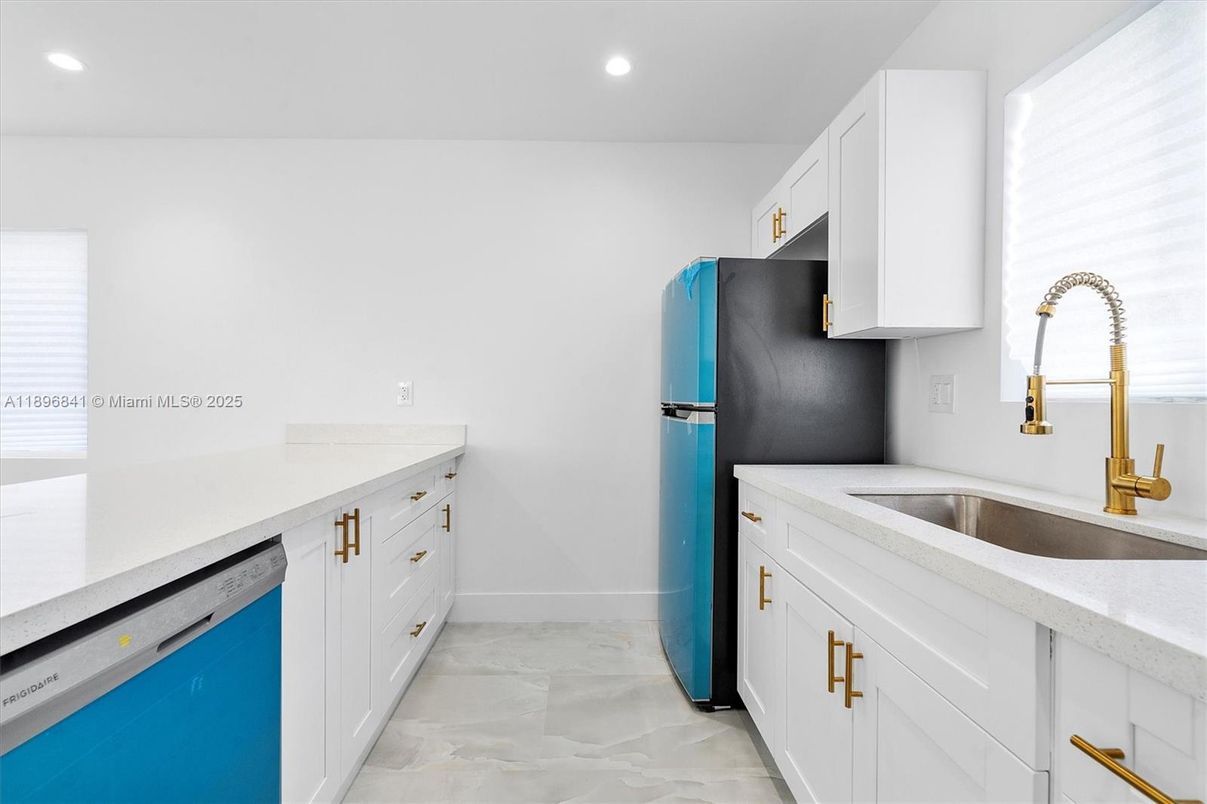 Interior, Kitchen, Recessed Lighting