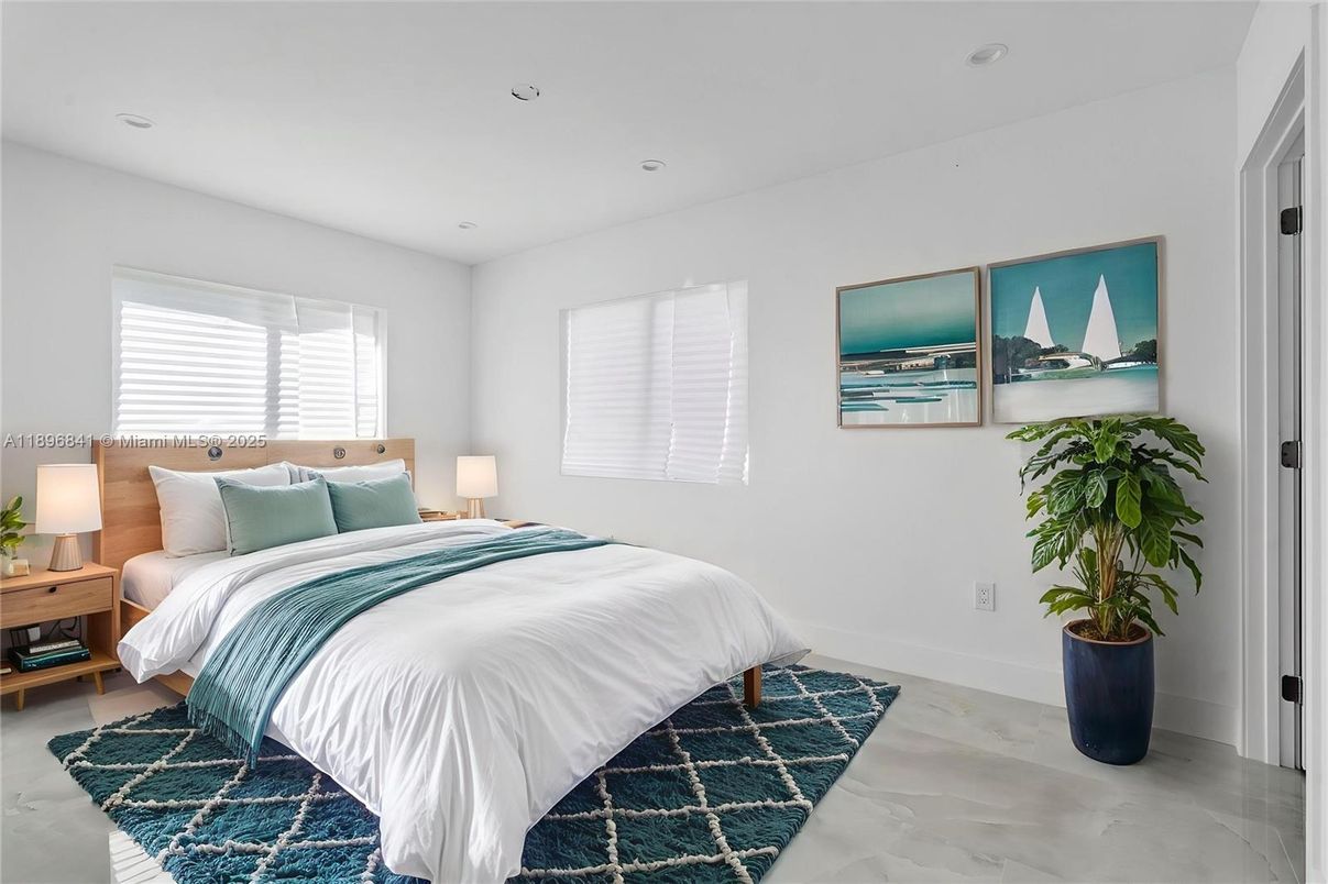 Bedroom, Interior, Recessed Lighting