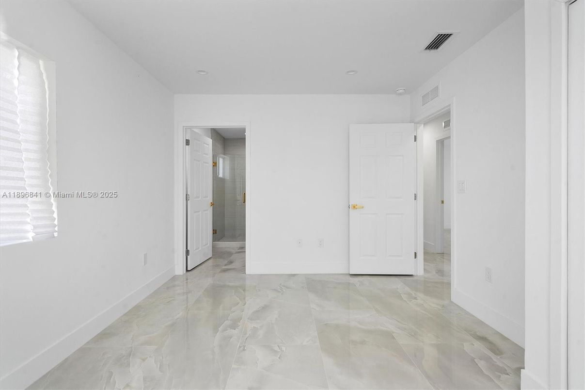 Empty room, Interior, Marble
