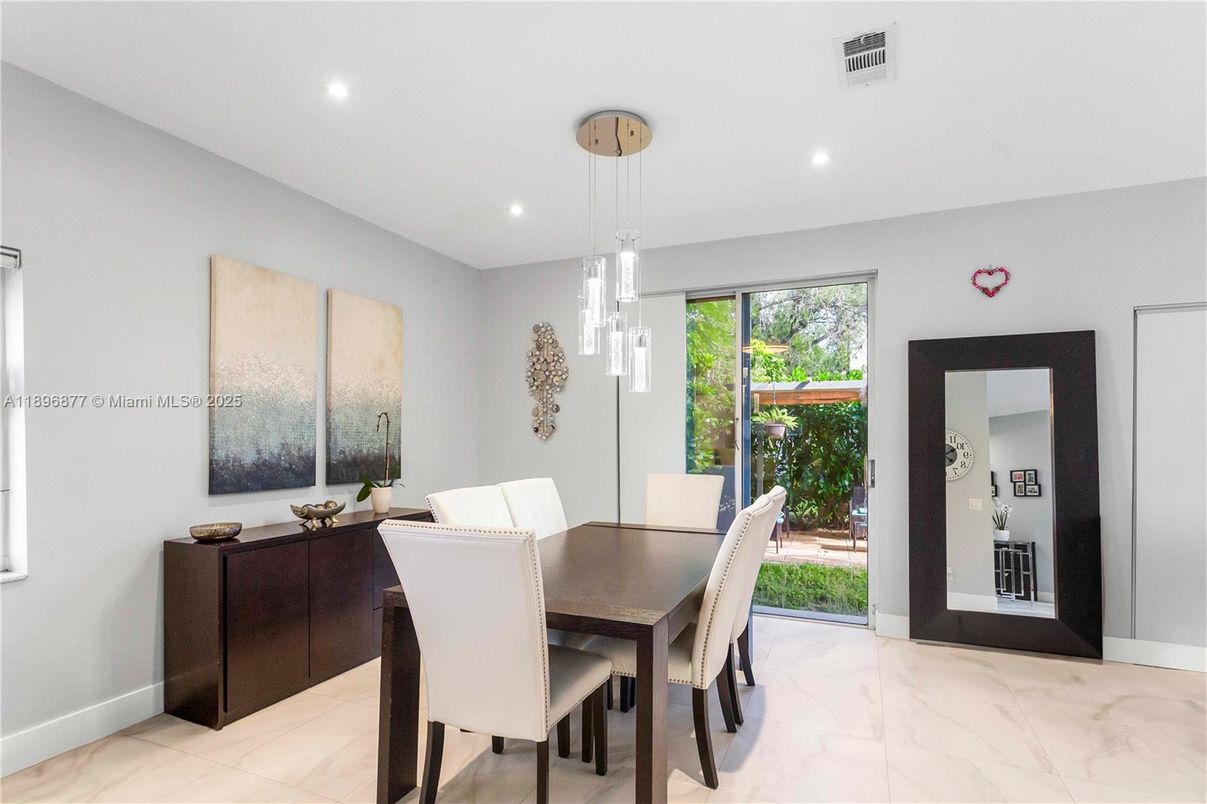 Dining room, Interior, Marble, Pendant Lights, Recessed Lighting