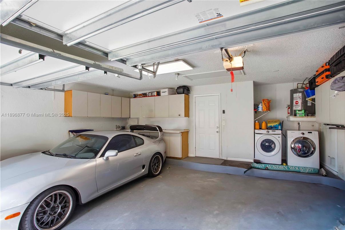 Garage, Interior, Washer