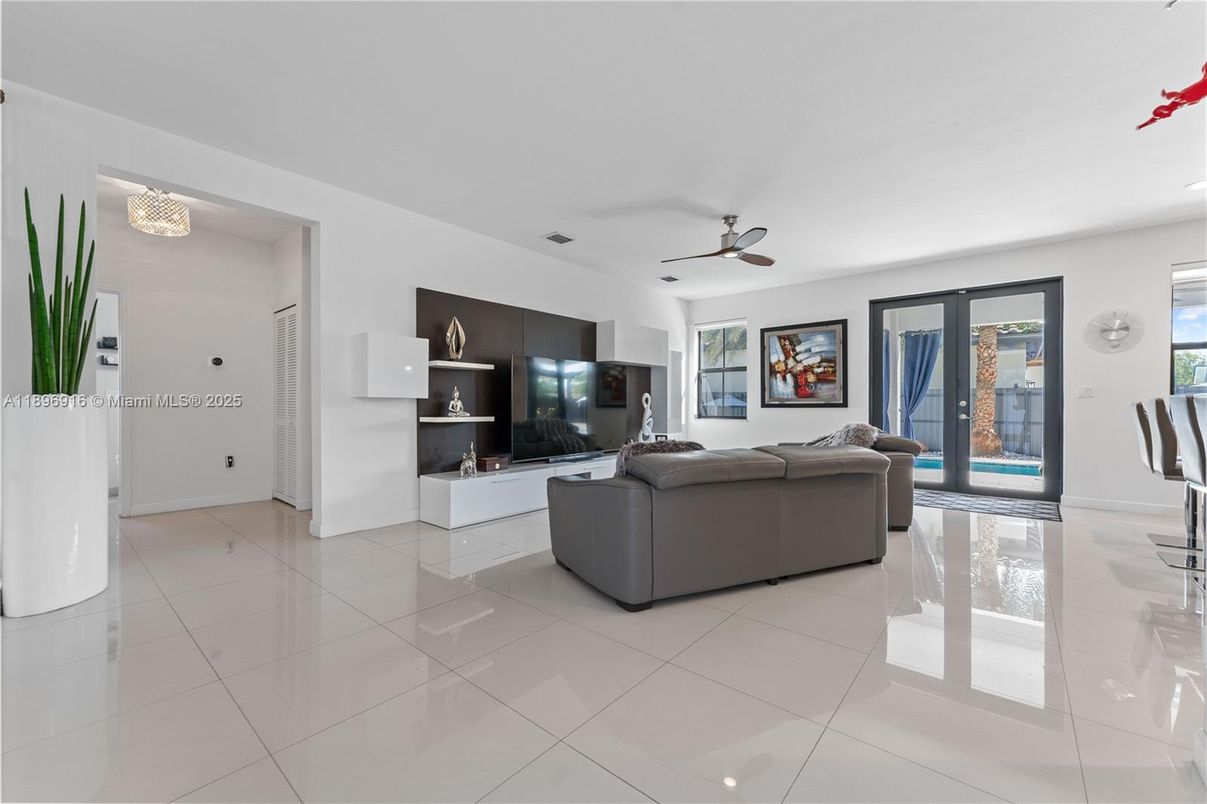 Interior, Living room, Recessed Lighting