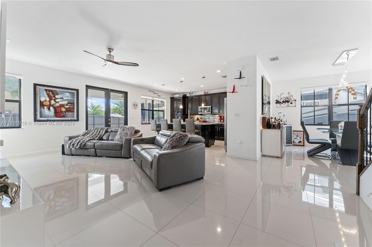 Dining room, Interior, Kitchen, Living room, Pendant Lights, Recessed Lighting