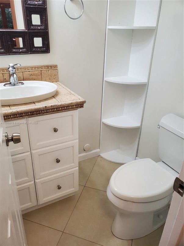 Bathroom, Interior
