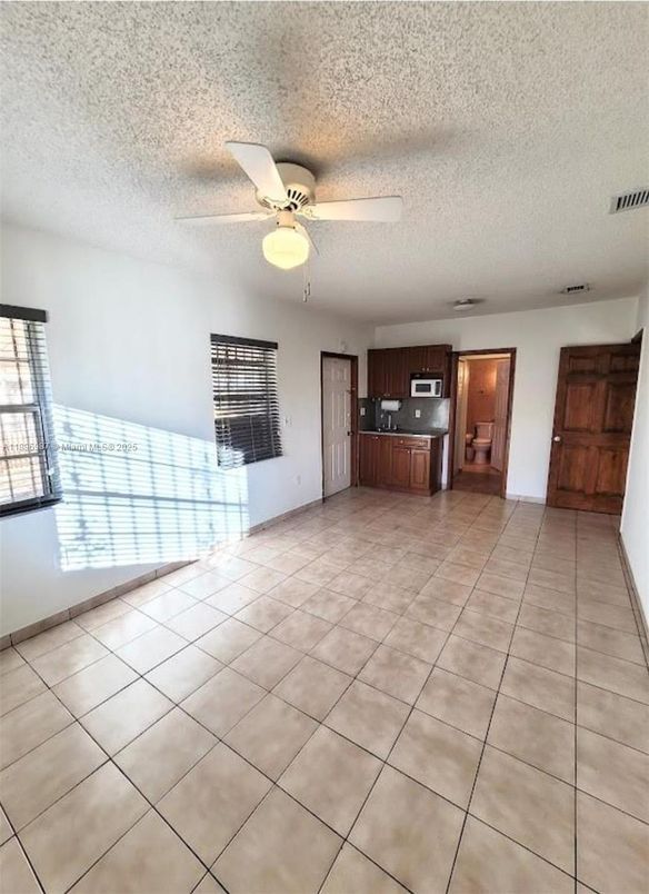 Empty room, Interior, Kitchen