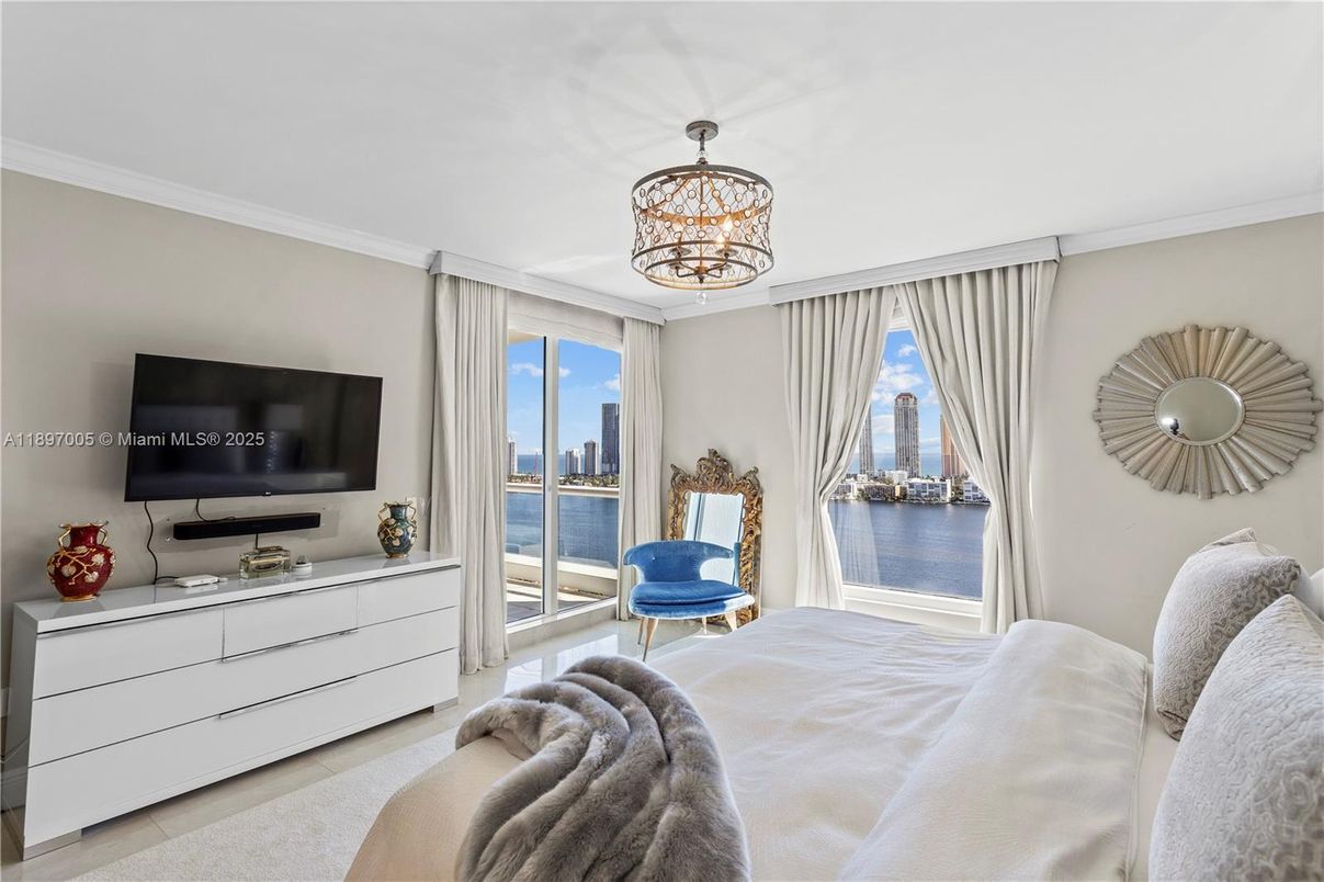 Bedroom, Chandelier, Interior, Water, Wood Texture Flooring
