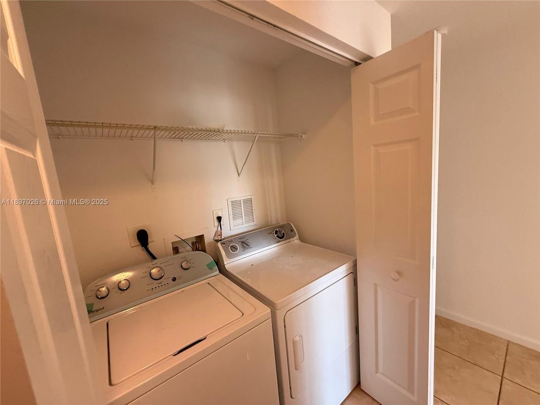 Interior, Utility Closets, Washer