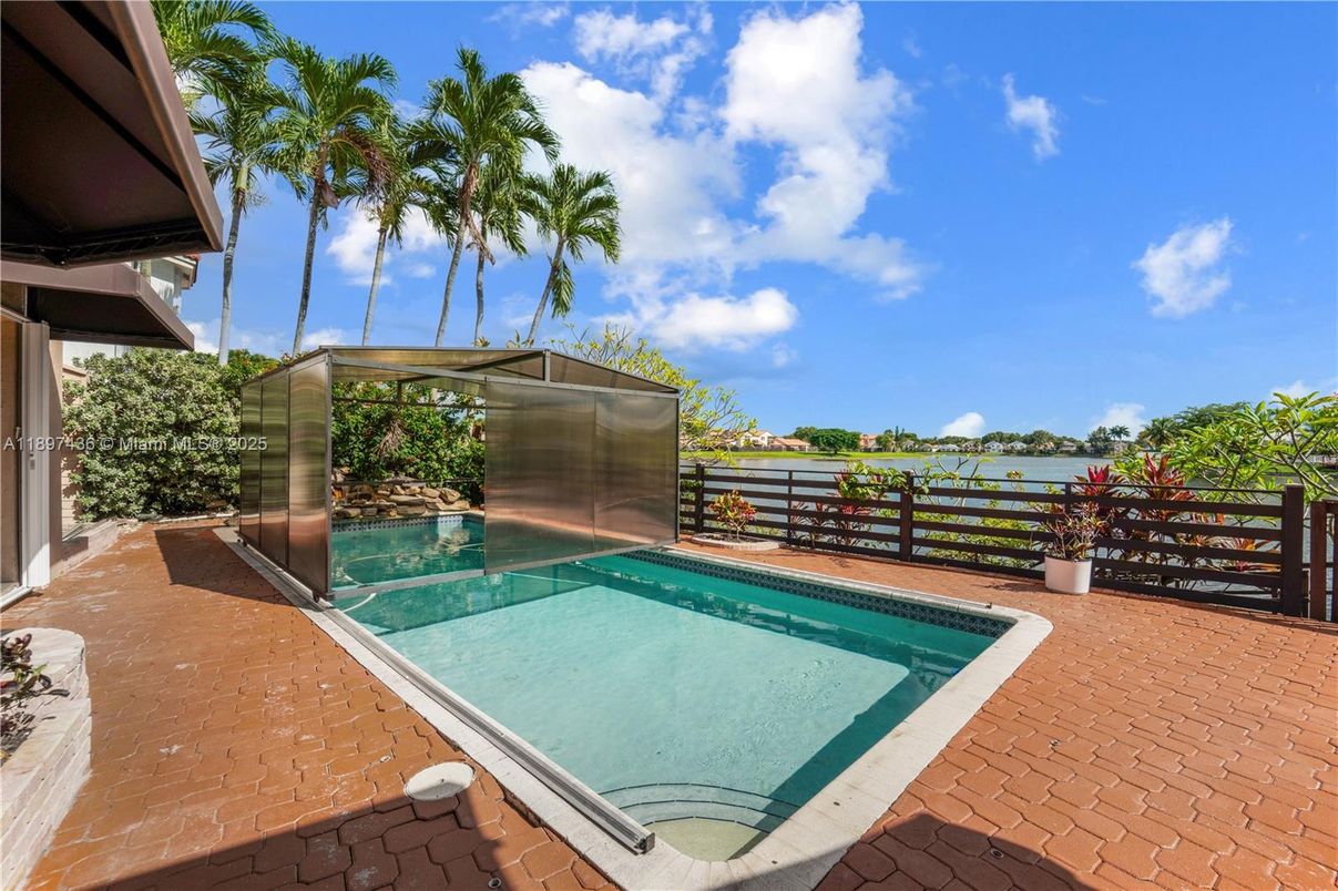 Exterior, Pool, Water