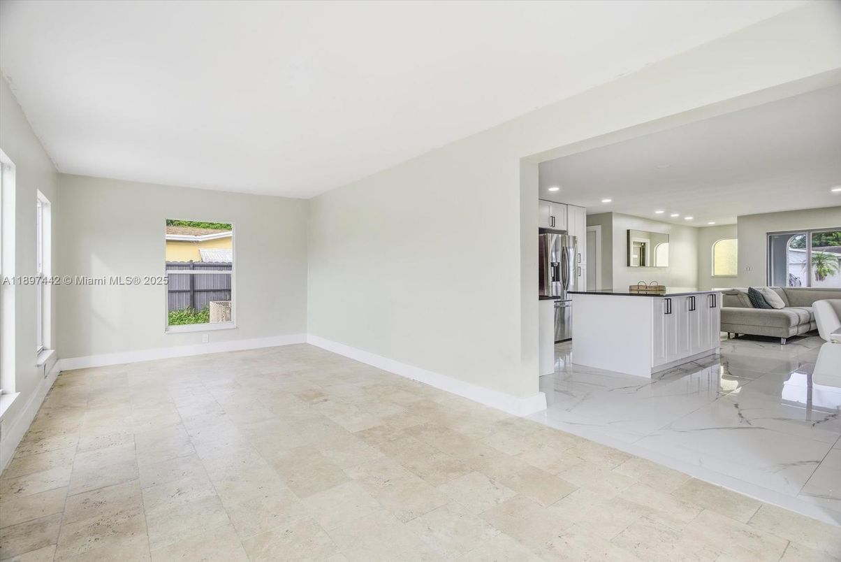 Interior, Kitchen, Living room, Recessed Lighting, Stainless Steel Appliances