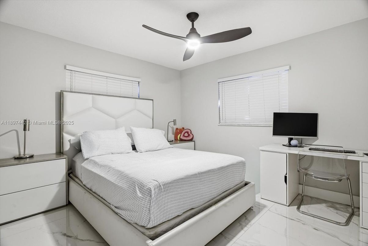 Bedroom, Interior, Marble