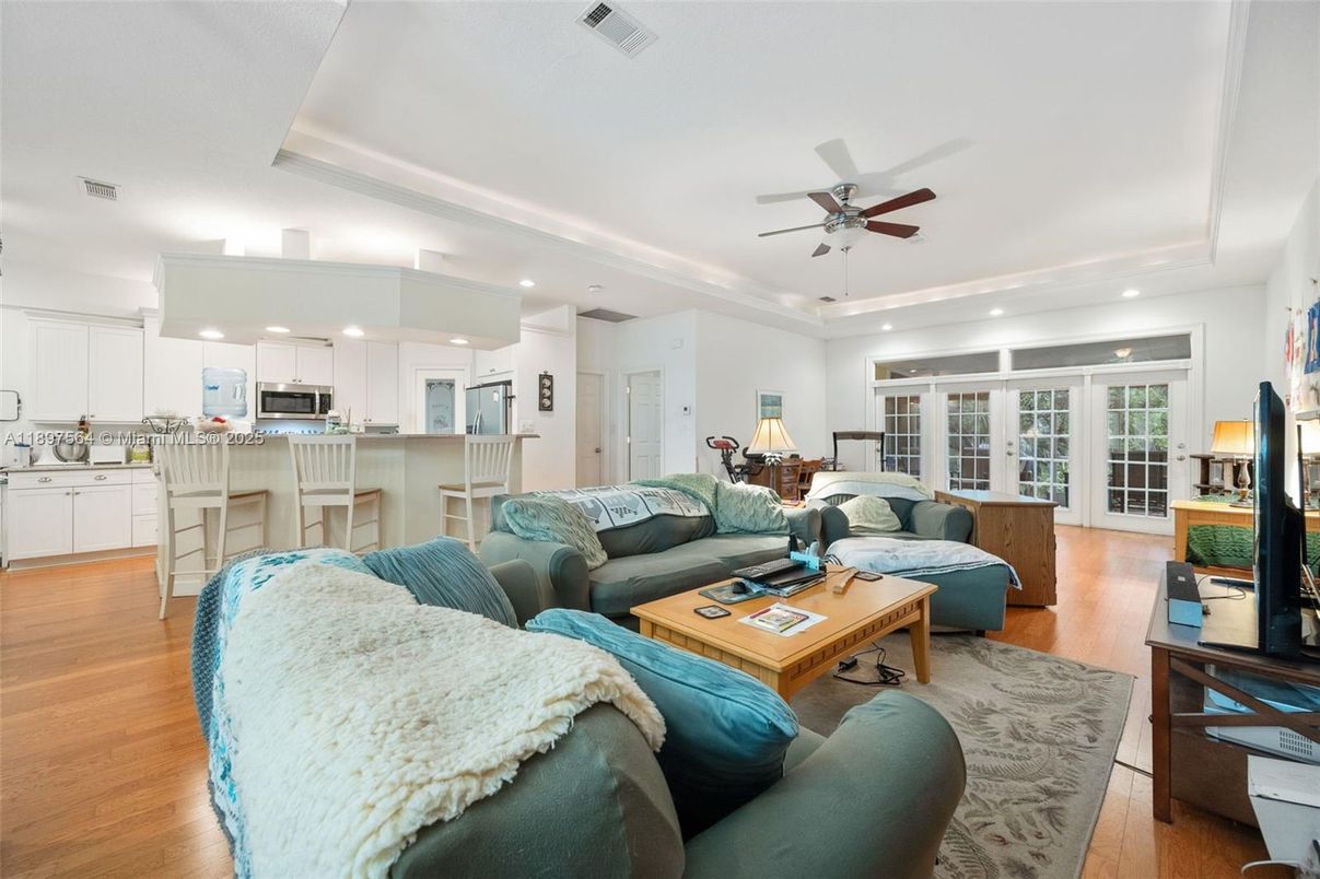 Interior, Kitchen, Living room, Recessed Lighting, Wood Texture Flooring