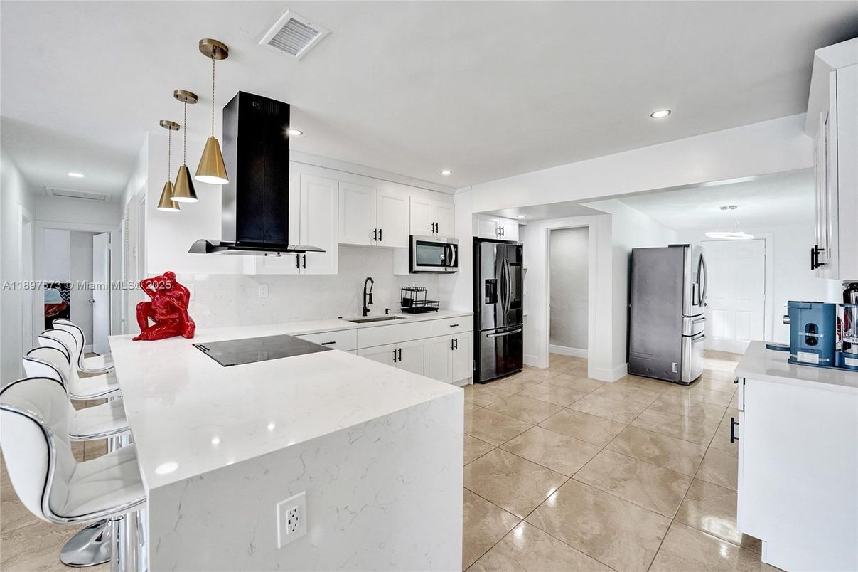 Interior, Kitchen, Pendant Lights, Recessed Lighting