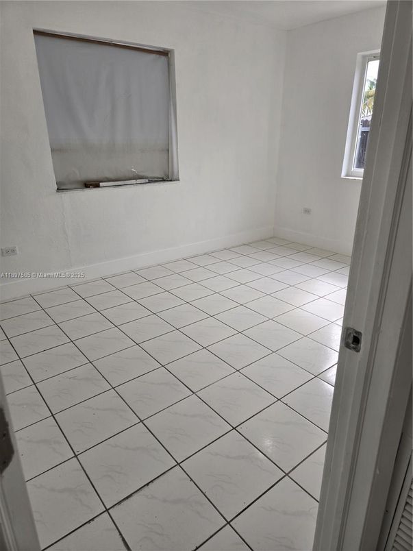 Empty room, Interior, Marble