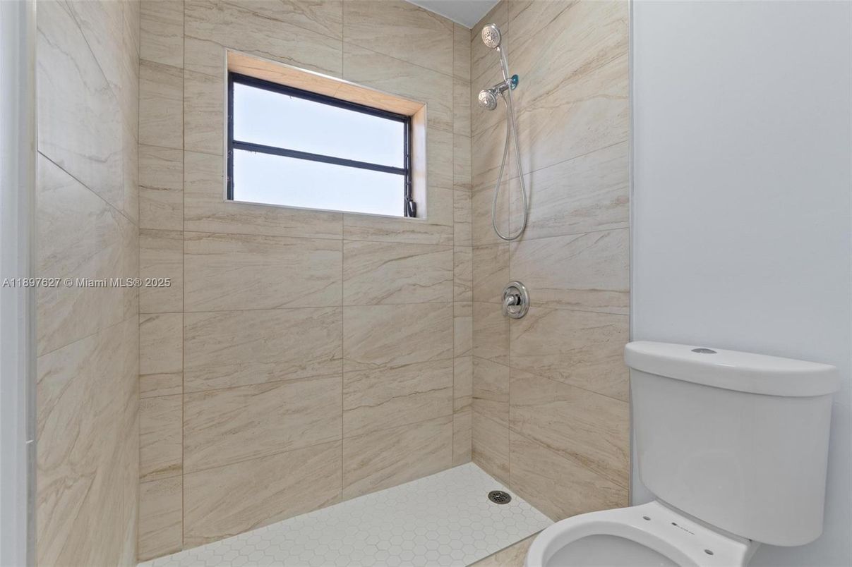 Bathroom, Interior, Marble Walls