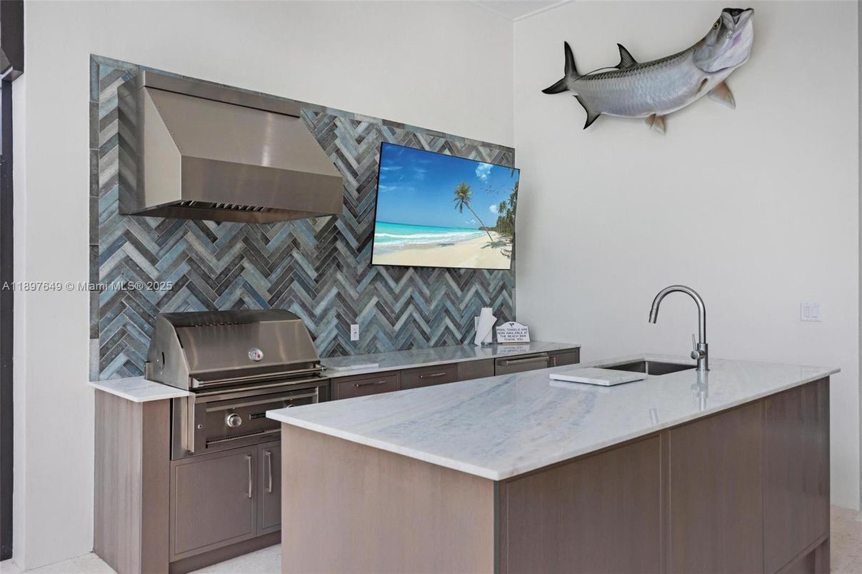 Interior, Kitchen, Stainless Steel Appliances