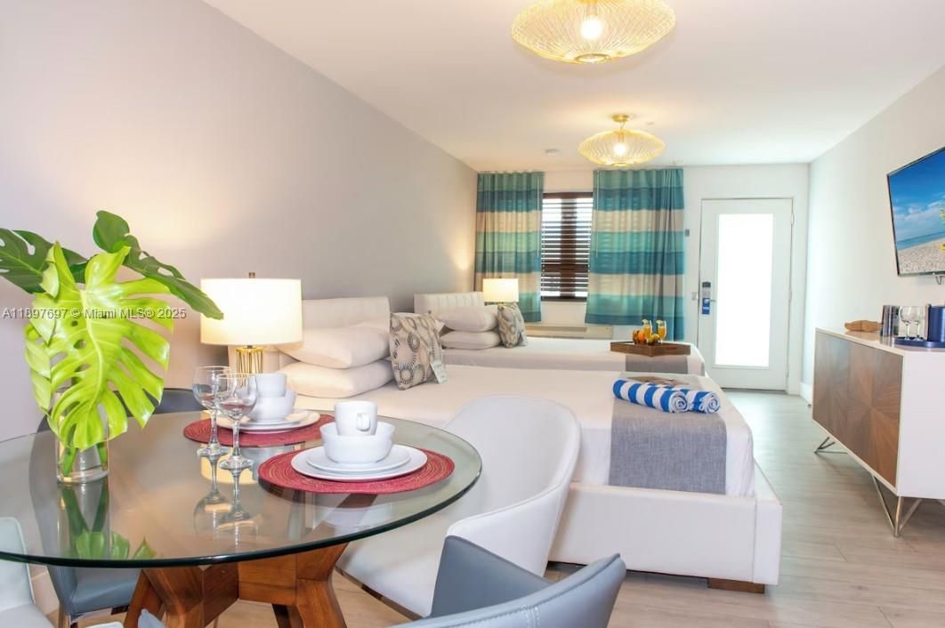 Dining room, Interior, Living room, Wood Texture Flooring