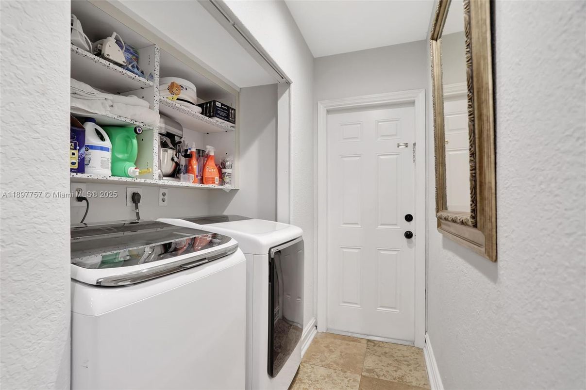 Interior, Washer