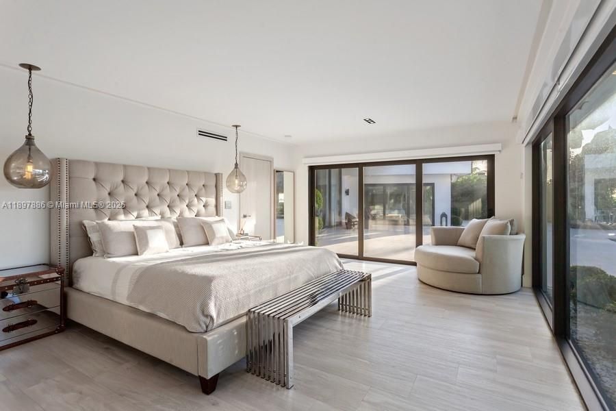 Bedroom, Interior, Pendant Lights, Recessed Lighting, Wood Texture Flooring