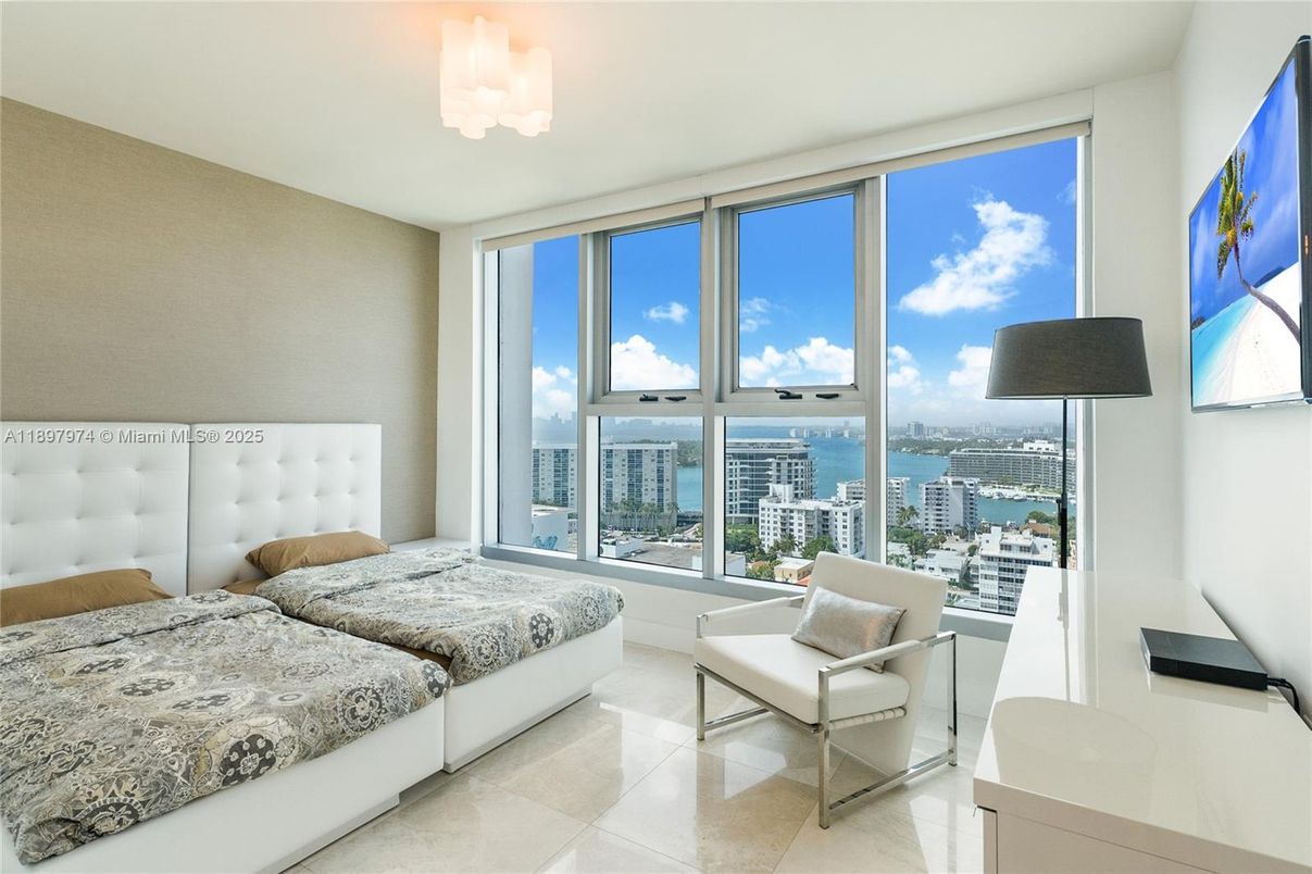 Bedroom, Interior, Water