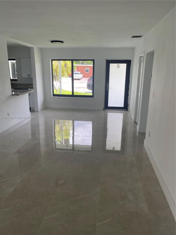 Empty room, Interior, Kitchen