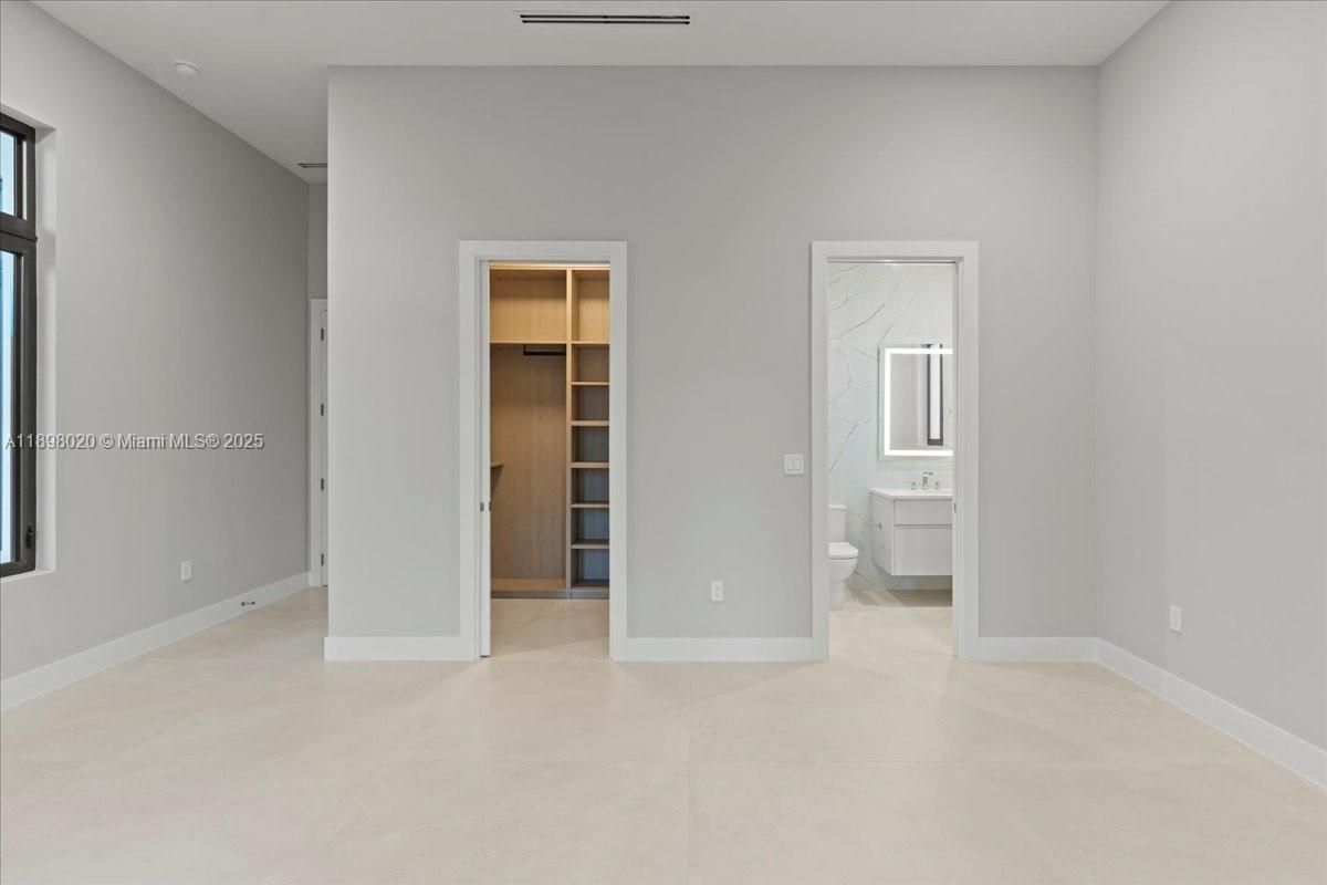 Bathroom, Empty room, Interior