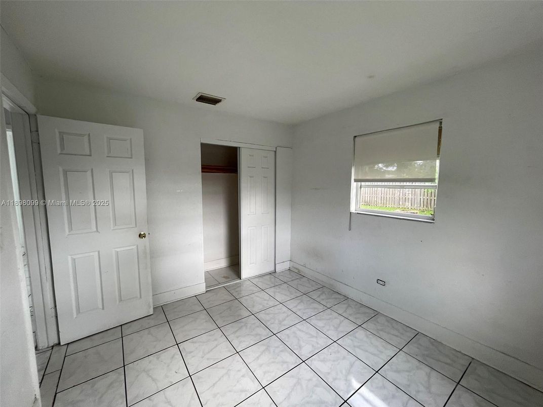 Empty room, Interior, Marble