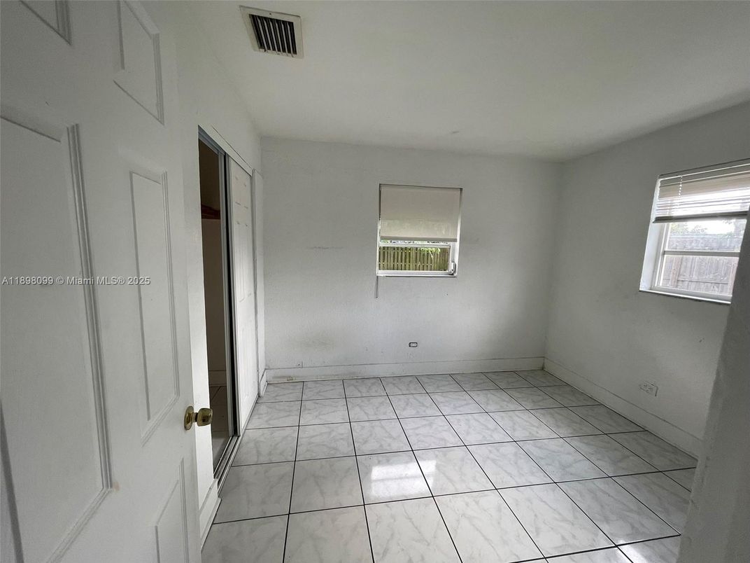Empty room, Interior, Marble