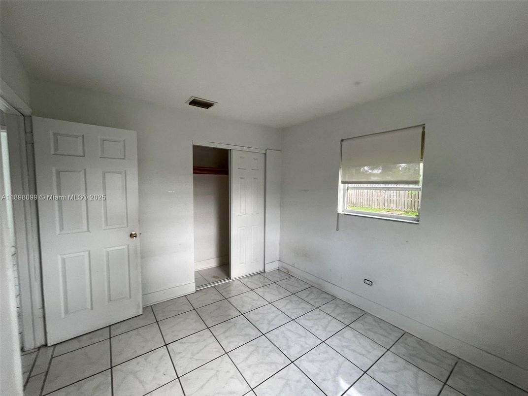 Empty room, Interior, Marble
