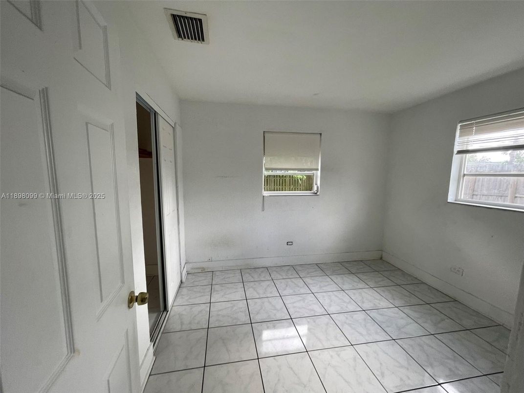 Empty room, Interior, Marble