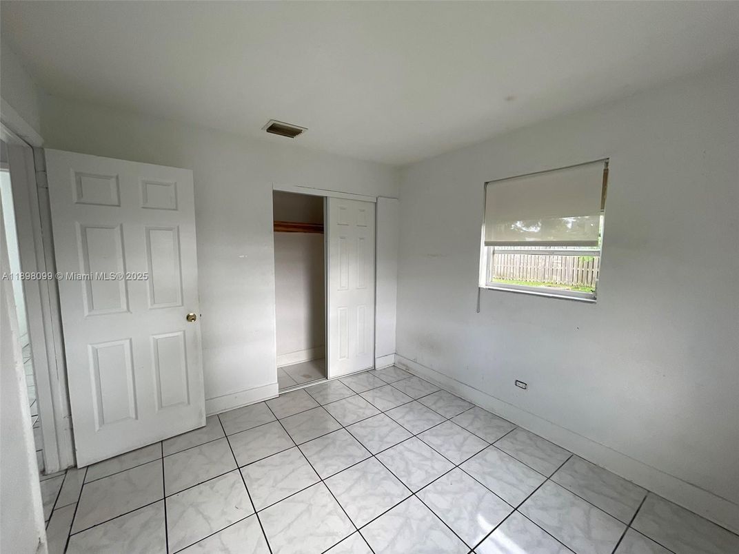 Empty room, Interior, Marble