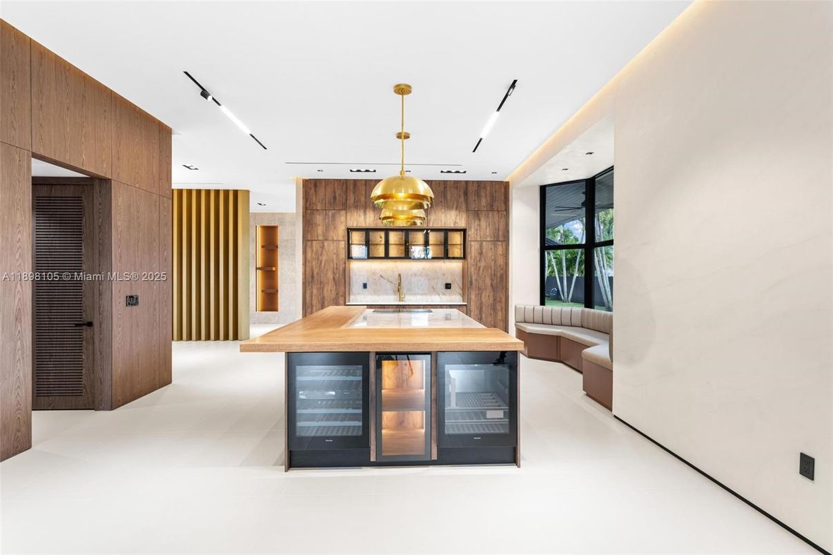 Interior, Kitchen, Pendant Lights, Recessed Lighting