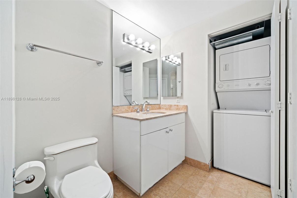 Bathroom, Interior, Utility Closets, Washer