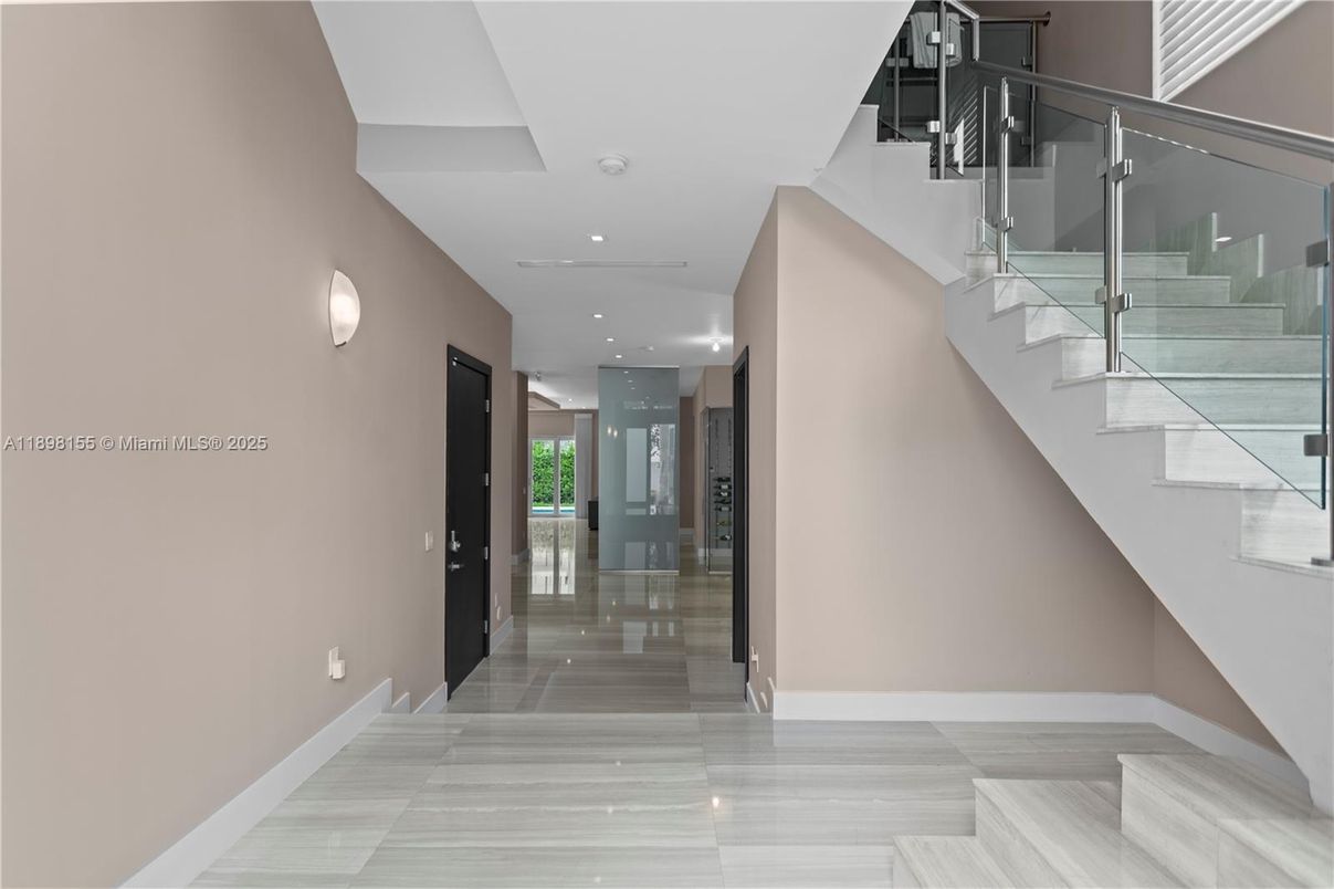Interior, Recessed Lighting