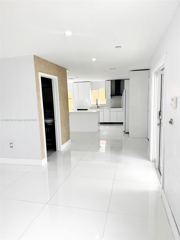 Interior, Kitchen, Recessed Lighting
