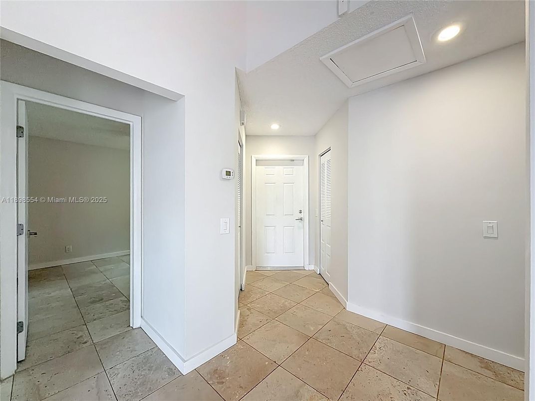 Interior, Recessed Lighting