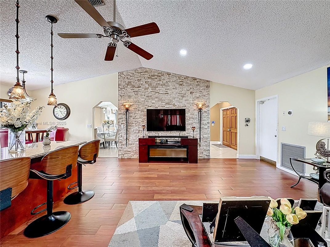 Dining room, Interior, Pendant Lights, Recessed Lighting, Stone Walls, Wood Texture Flooring