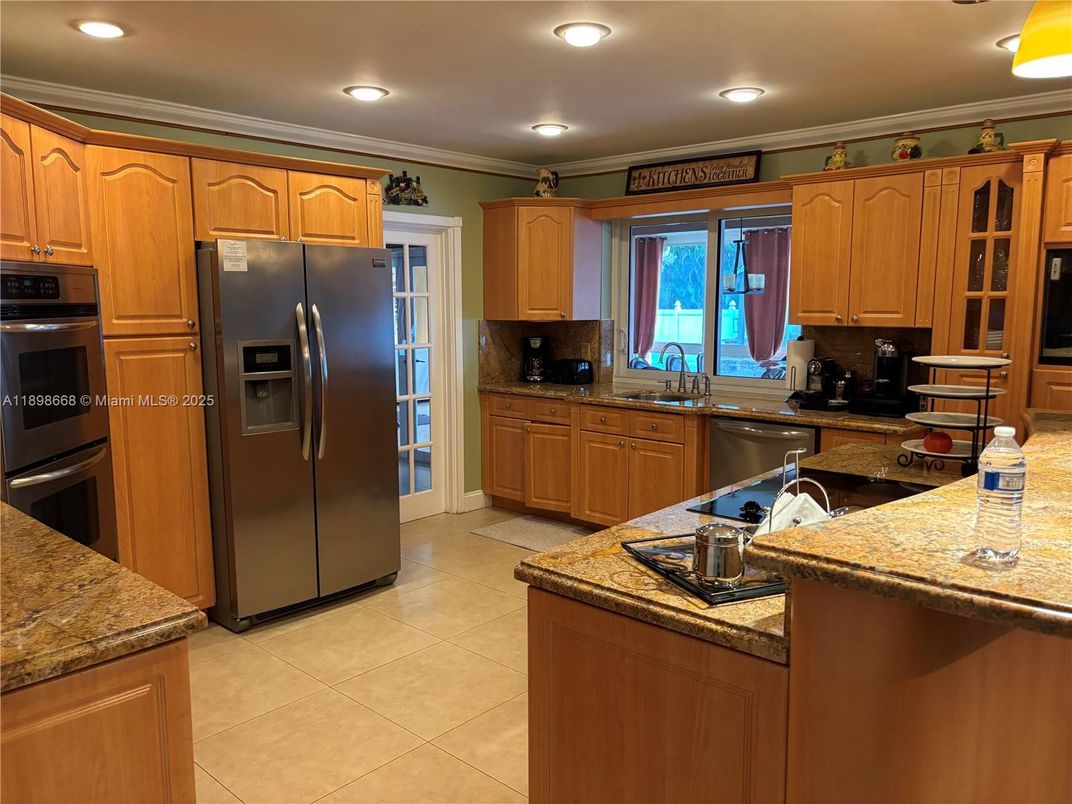 Interior, Kitchen, Recessed Lighting