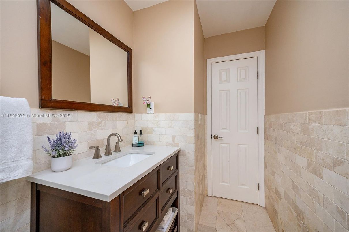 Bathroom, Interior, Stone Walls